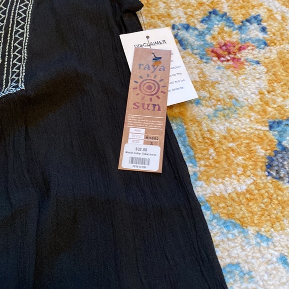 Raya Symantec Swimsuit Coverup - Picture 3 of 5